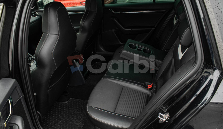 Škoda Octavia Combi 2.0 TFSI RS