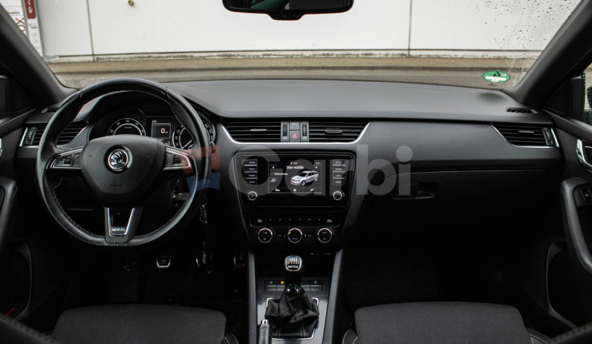 Škoda Octavia Combi 2.0 TFSI RS