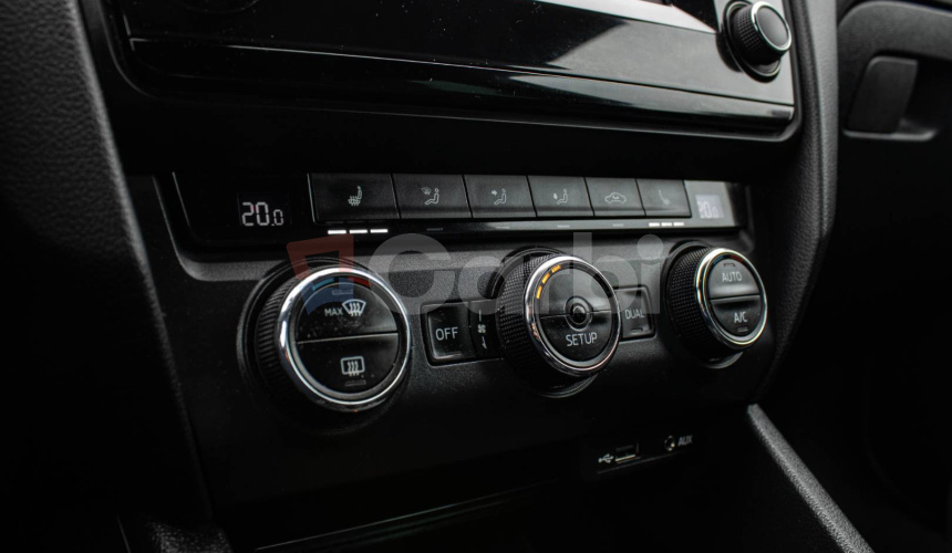 Škoda Octavia Combi 2.0 TFSI RS