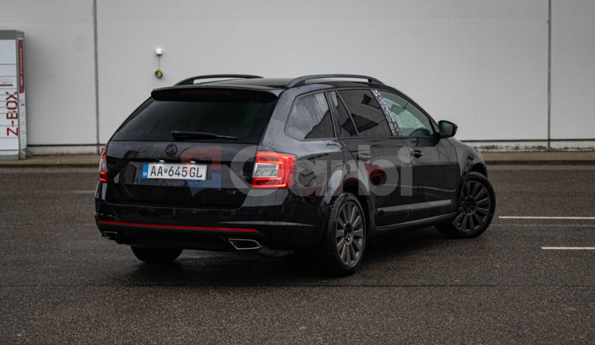 Škoda Octavia Combi 2.0 TFSI RS