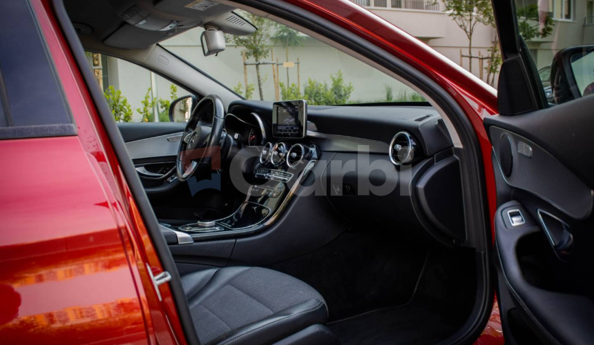 Mercedes-Benz C trieda Kombi 220 d 4matic A/T