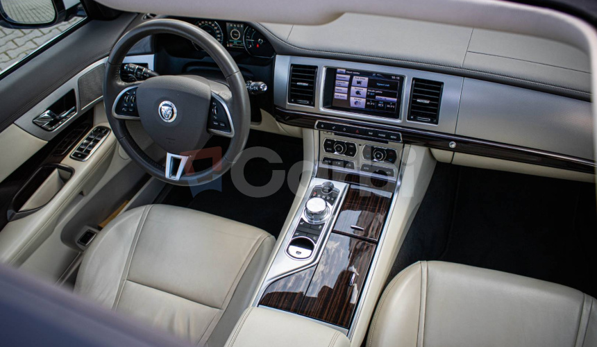 Jaguar XF 3.0D S Luxury, Vymenené rozvody, Nelakované, Super stav