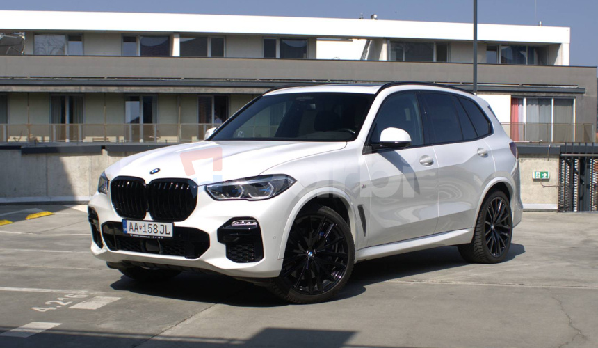 BMW X5 xDriveM50i A/T