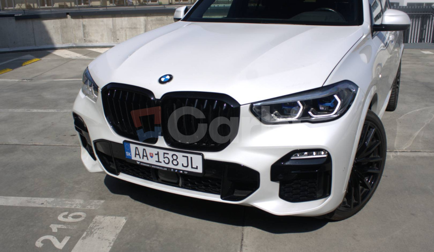 BMW X5 xDriveM50i A/T
