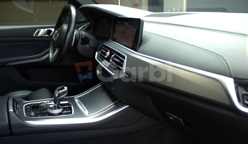 BMW X5 xDriveM50i A/T
