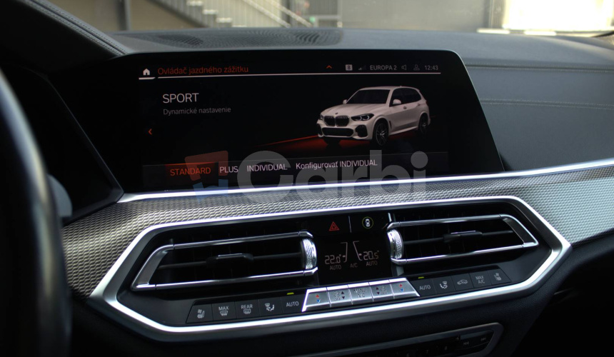 BMW X5 xDriveM50i A/T
