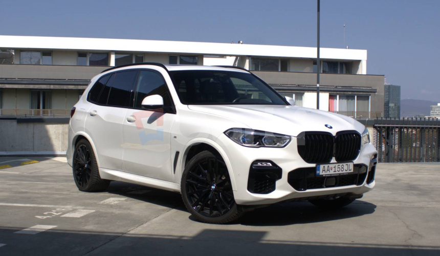 BMW X5 xDriveM50i A/T