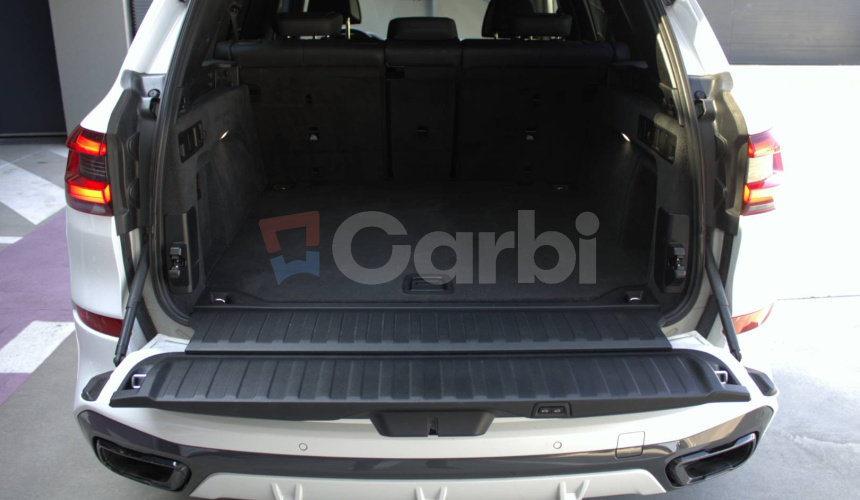 BMW X5 xDriveM50i A/T