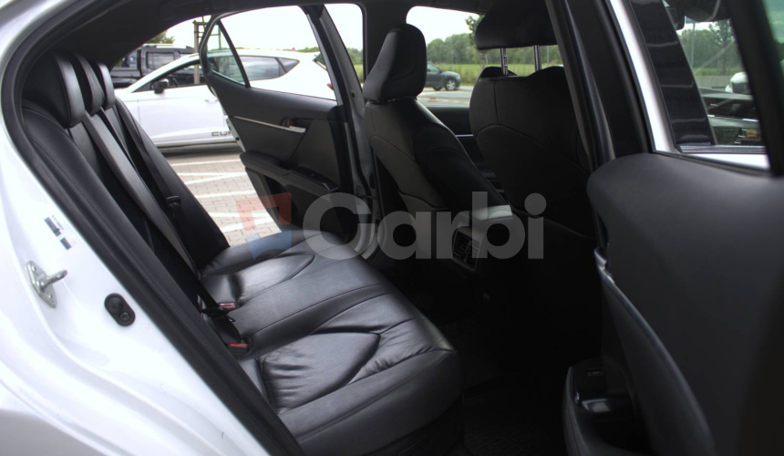 Toyota Camry 2.5 hybrid (ben+hev), 131kw, CVT, Prestige