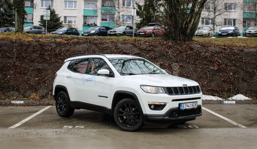 Jeep Compass 1.3 TURBO Night Eagle