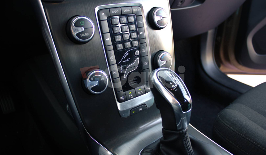Volvo V40 D2 Kinetic Powershift