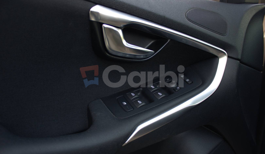 Volvo V40 D2 Kinetic Powershift