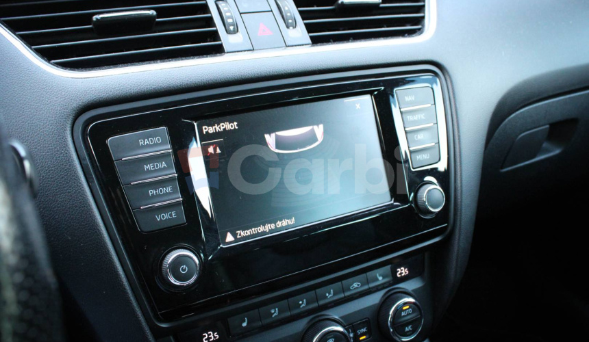 Škoda Octavia Combi 1.6 TDI 110k Business