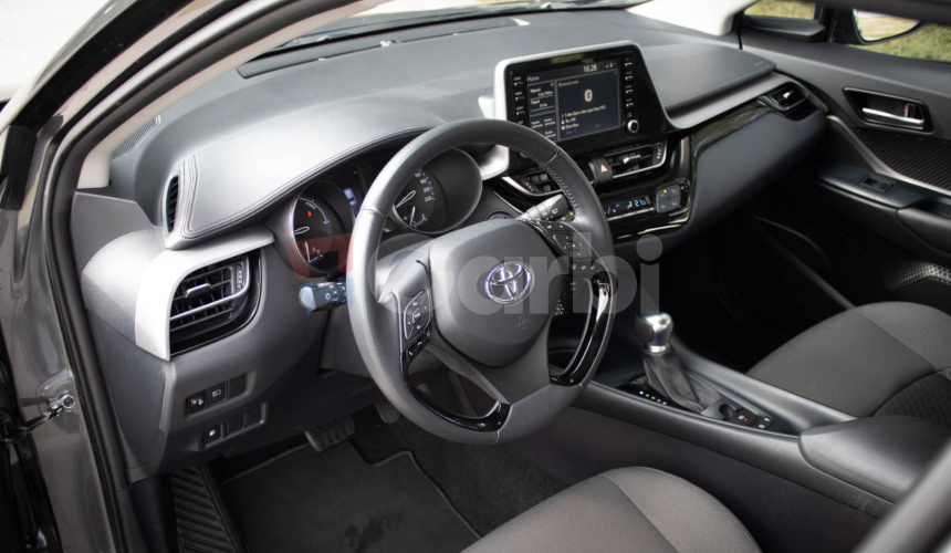 Toyota C-HR 1.8 HEV Style, 1 majiteľ, Slovenské, Odpočet DPH