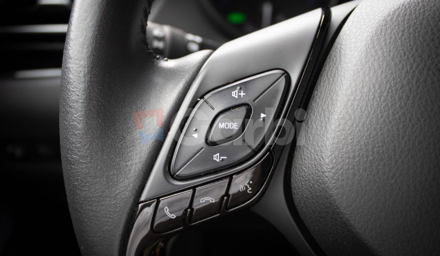 Toyota C-HR 1.8 HEV Style, 1 majiteľ, Slovenské, Odpočet DPH