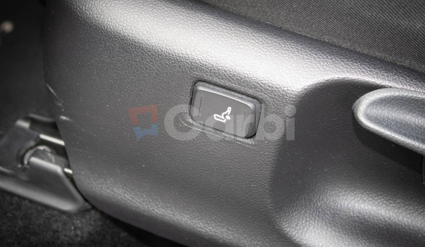 Toyota C-HR 1.8 HEV Style, 1 majiteľ, Slovenské, Odpočet DPH