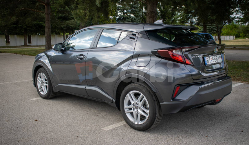 Toyota C-HR 1.8 HEV Style, 1 majiteľ, Slovenské, Odpočet DPH