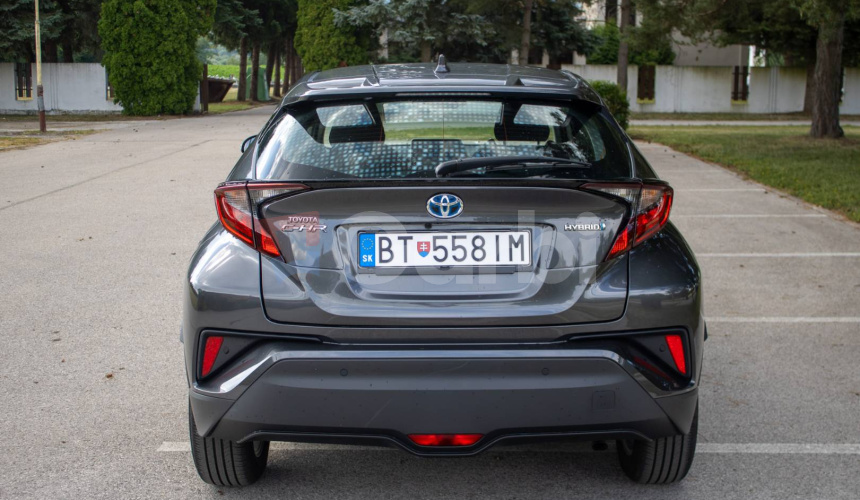 Toyota C-HR 1.8 HEV Style, 1 majiteľ, Slovenské, Odpočet DPH