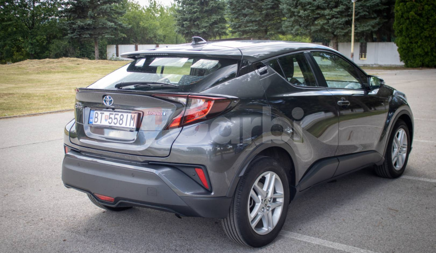 Toyota C-HR 1.8 HEV Style, 1 majiteľ, Slovenské, Odpočet DPH