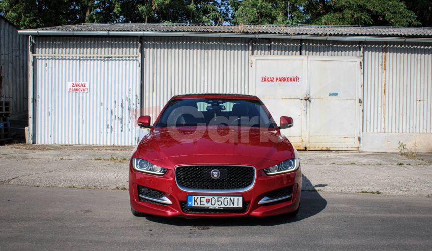 Jaguar XE 2.0 I4D 180k R-Sport AWD AT