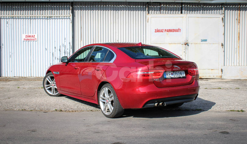 Jaguar XE 2.0 I4D 180k R-Sport AWD AT