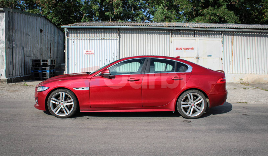 Jaguar XE 2.0 I4D 180k R-Sport AWD AT