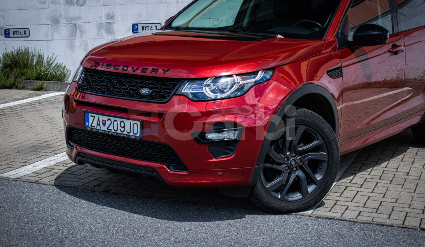 Land Rover Discovery Sport 2.0L TD4 SE R-Dynamic AWD, ACC, Kamera, Lane asist, Po servise