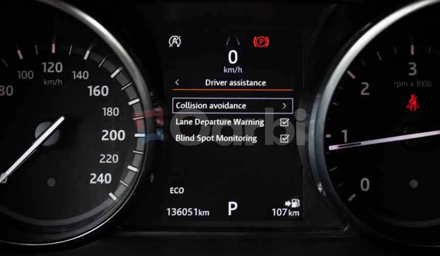Land Rover Discovery Sport 2.0L TD4 SE R-Dynamic AWD, ACC, Kamera, Lane asist, Po servise