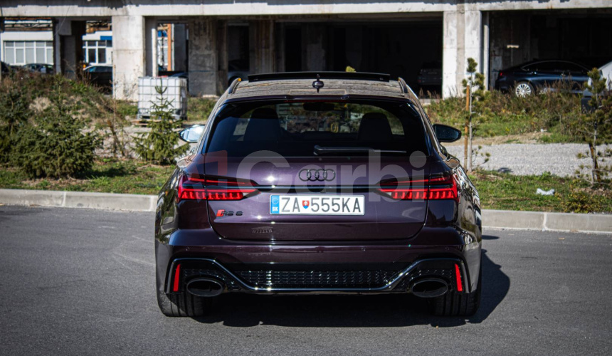 Audi RS6 Avant Nelakovaná, Matrix Laser, Pano, Dynamic Plus Pack, Ceramic, Exclusive