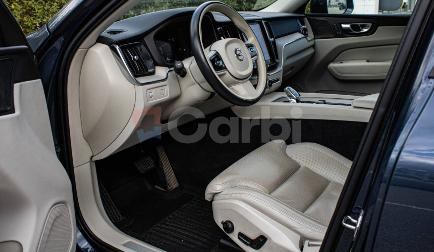 Volvo XC60 2.0 B5 mHEV Inscription AWD A/T