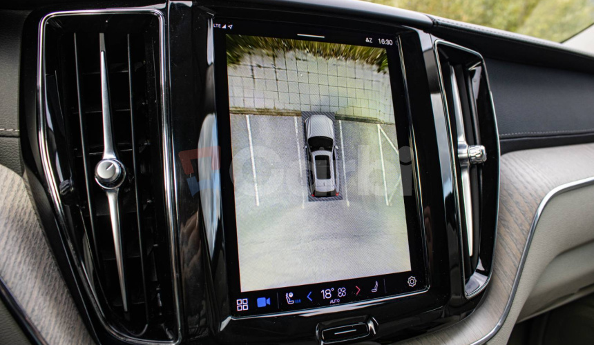 Volvo XC60 2.0 B5 mHEV Inscription AWD A/T