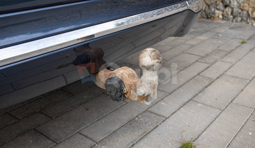 Volvo XC60 2.0 B5 mHEV Inscription AWD A/T