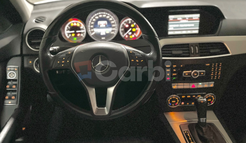 Mercedes-Benz C trieda Sedan Mercedes Benz C180 CDI