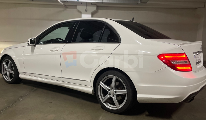 Mercedes-Benz C trieda Sedan Mercedes Benz C180 CDI