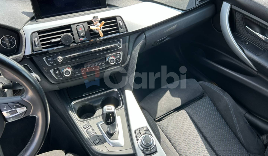 BMW Rad 3 320d xDrive A/T