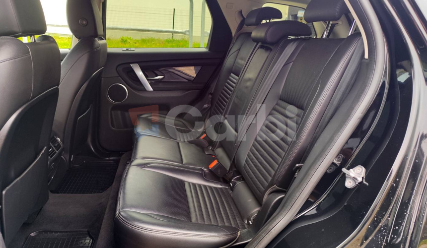 Land Rover Discovery Sport 2.0D D150 S 5+2 AWD A/T