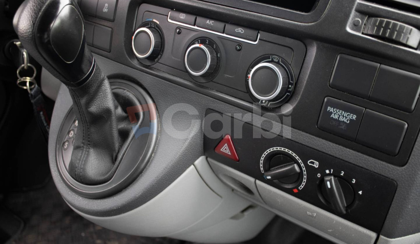 Volkswagen Transporter T5 2.0 TDI 140k KR DSG