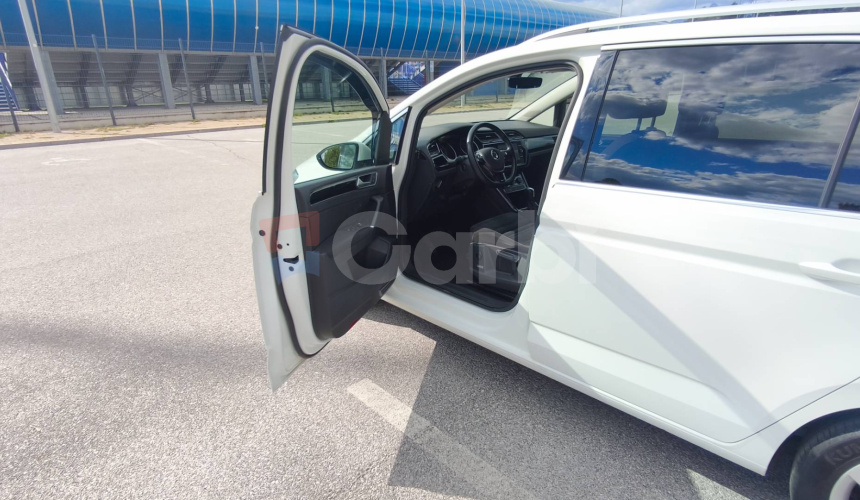 Volkswagen Touran 2.0 TDI SCR 150k Edition Highline DSG
