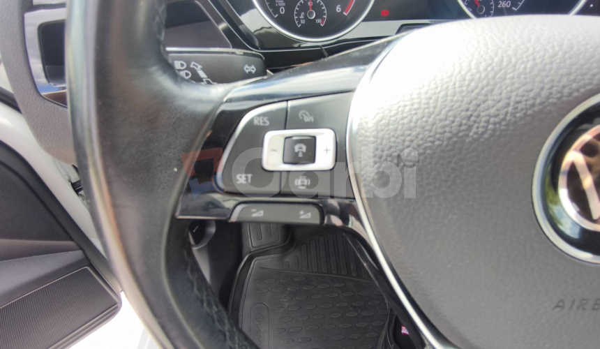 Volkswagen Touran 2.0 TDI SCR 150k Edition Highline DSG