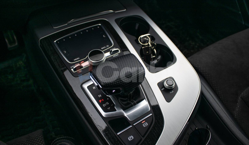 Audi Q7 50 TDI quattro tiptronic S Line - Hybrid