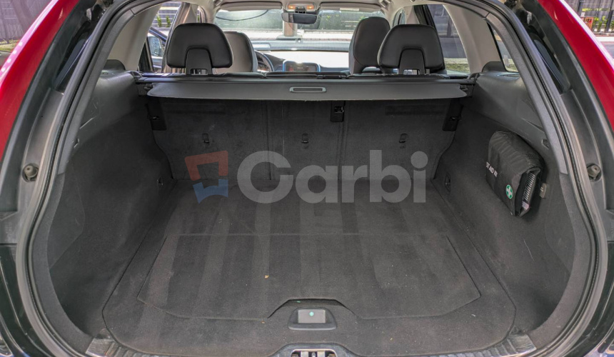 Volvo XC60 D4 2.4L Drive-E Summum Geartronic AWD