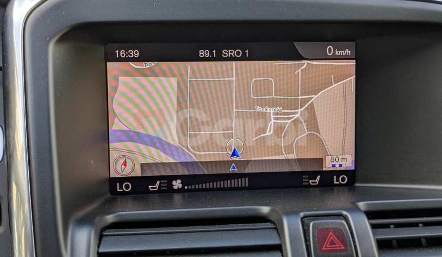 Volvo XC60 D4 2.4L Drive-E Summum Geartronic AWD