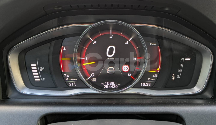 Volvo XC60 D4 2.4L Drive-E Summum Geartronic AWD