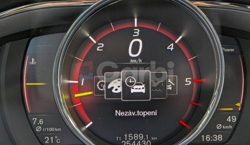 Volvo XC60 D4 2.4L Drive-E Summum Geartronic AWD