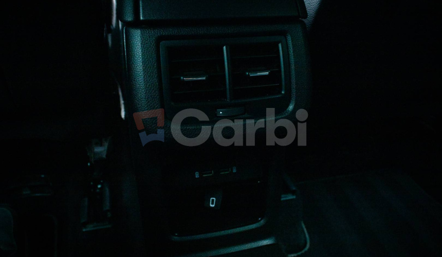 Cupra Ateca 2.0 TSI DSG 4Drive, Nelakované, Ambient, Vyhrievané čelné, Asistenti, DPH