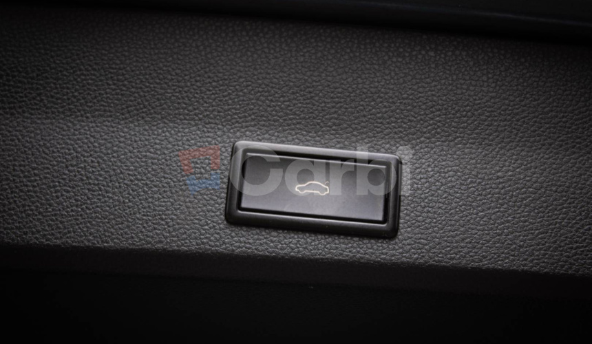 Cupra Ateca 2.0 TSI DSG 4Drive, Nelakované, Ambient, Vyhrievané čelné, Asistenti, DPH