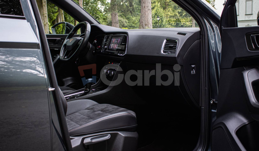 Cupra Ateca 2.0 TSI DSG 4Drive, Nelakované, Ambient, Vyhrievané čelné, Asistenti, DPH