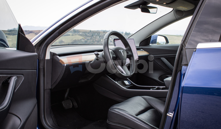 Tesla Model 3 Long Range, Premium Sound, Ťažné, Deep Blue Met, po servise, DPH