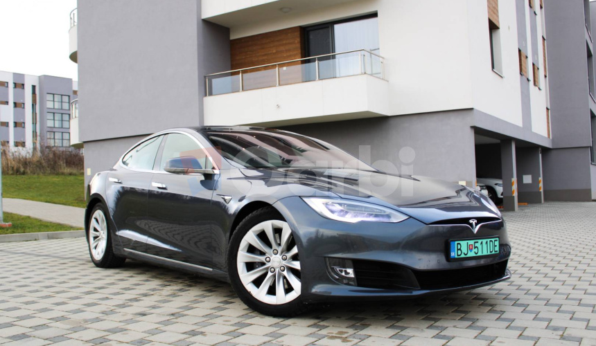 Tesla Model S 75D 4X4 Dual Motor, Nebúrané, Nelakované, Odpočet DPH