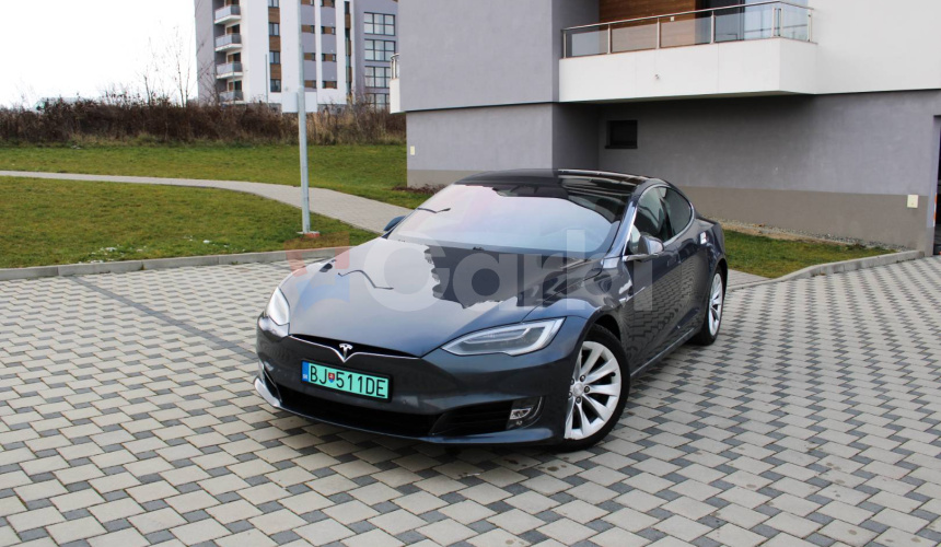 Tesla Model S 75D 4X4 Dual Motor, Nebúrané, Nelakované, Odpočet DPH